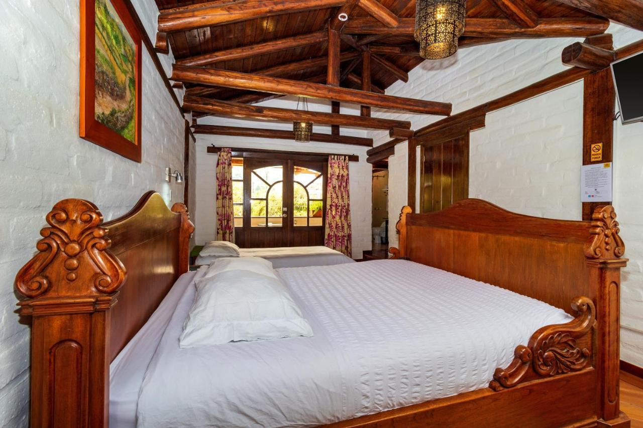 Hotel Ile Baños Екстериор снимка