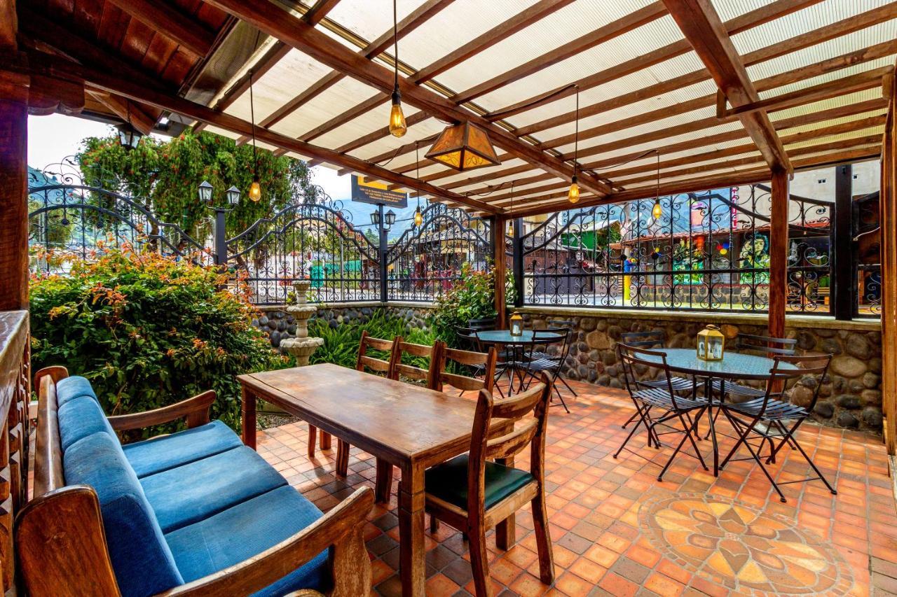 Hotel Ile Baños Екстериор снимка