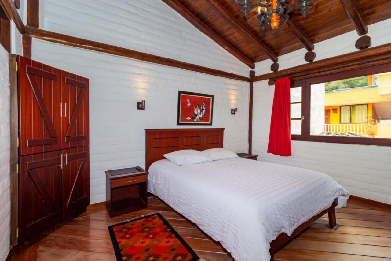 Hotel Ile Baños Екстериор снимка